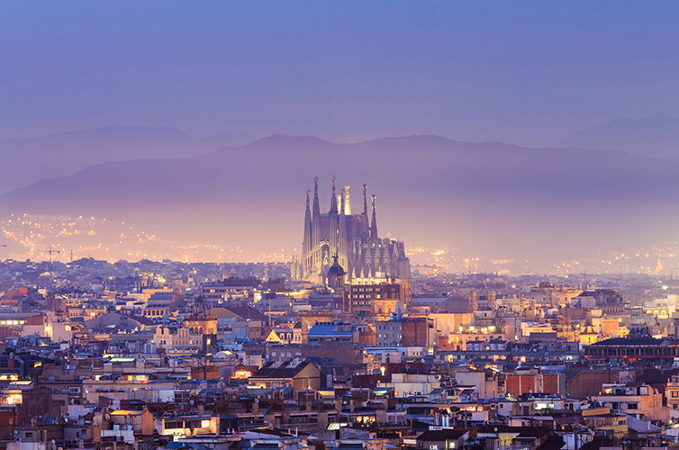 sagrada-familia-church-spain-barcelona-parque-guell